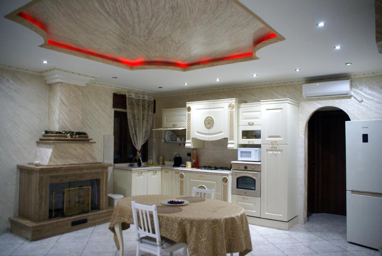 Gold Luxury Suite Home Roma Zewnętrze zdjęcie